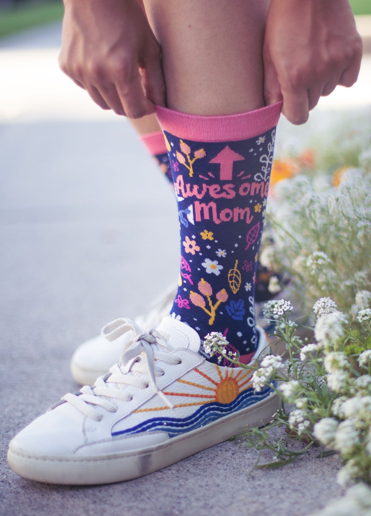 were-the-best-way-to-shop-for-womens-awesome-mom-socks-cute-mothers-day-flowers-novelty-footwear-for-mama-for-discount_4.jpg